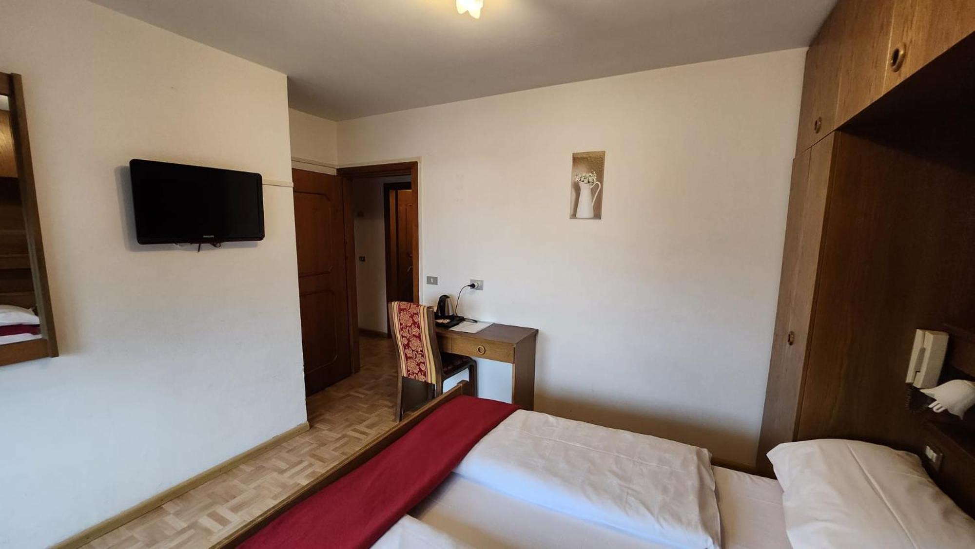 Inter Hotel B&B Vigo di Fassa Bilik gambar